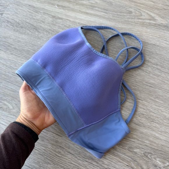 Lululemon Like a Cloud longline B/C sports bra - Picture 4 of 4